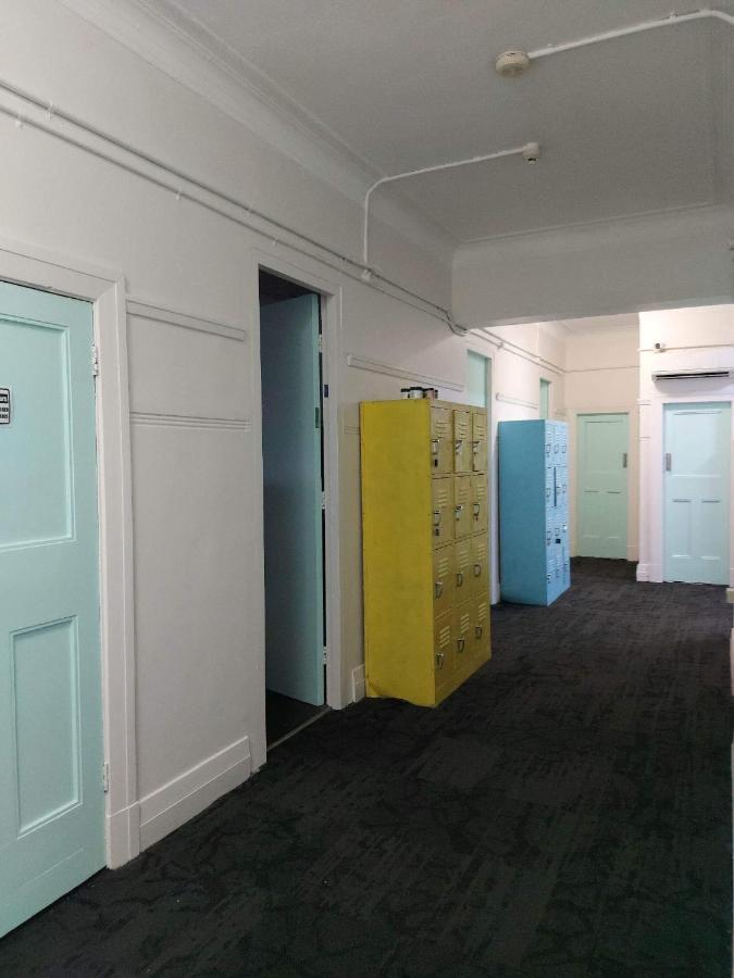 The Downing Hostel Сидней Экстерьер фото